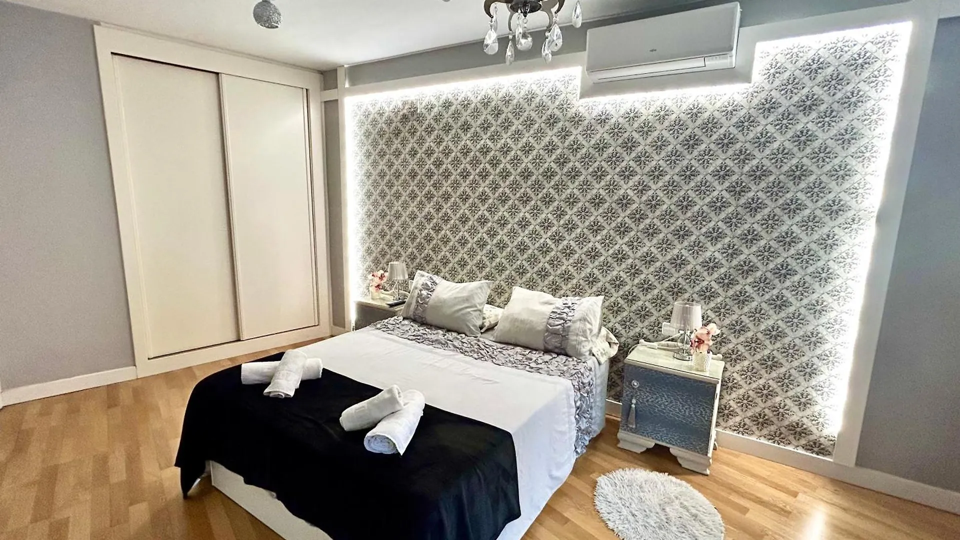 VIP ROOMS Toledo - PARKING GRATIS - 2 HABITACIONES 0*,