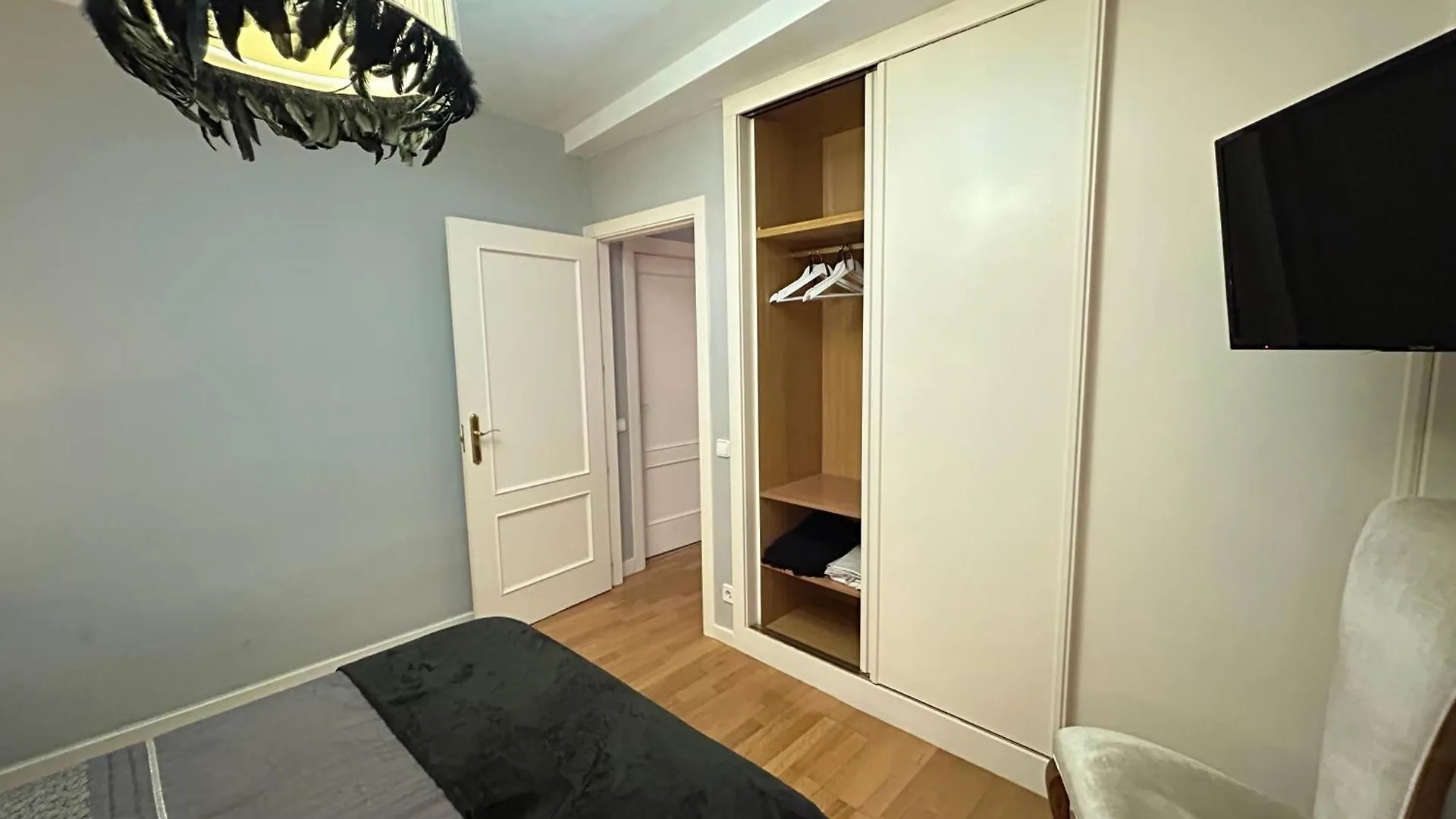 VIP ROOMS Toledo - PARKING GRATIS - 2 HABITACIONES España